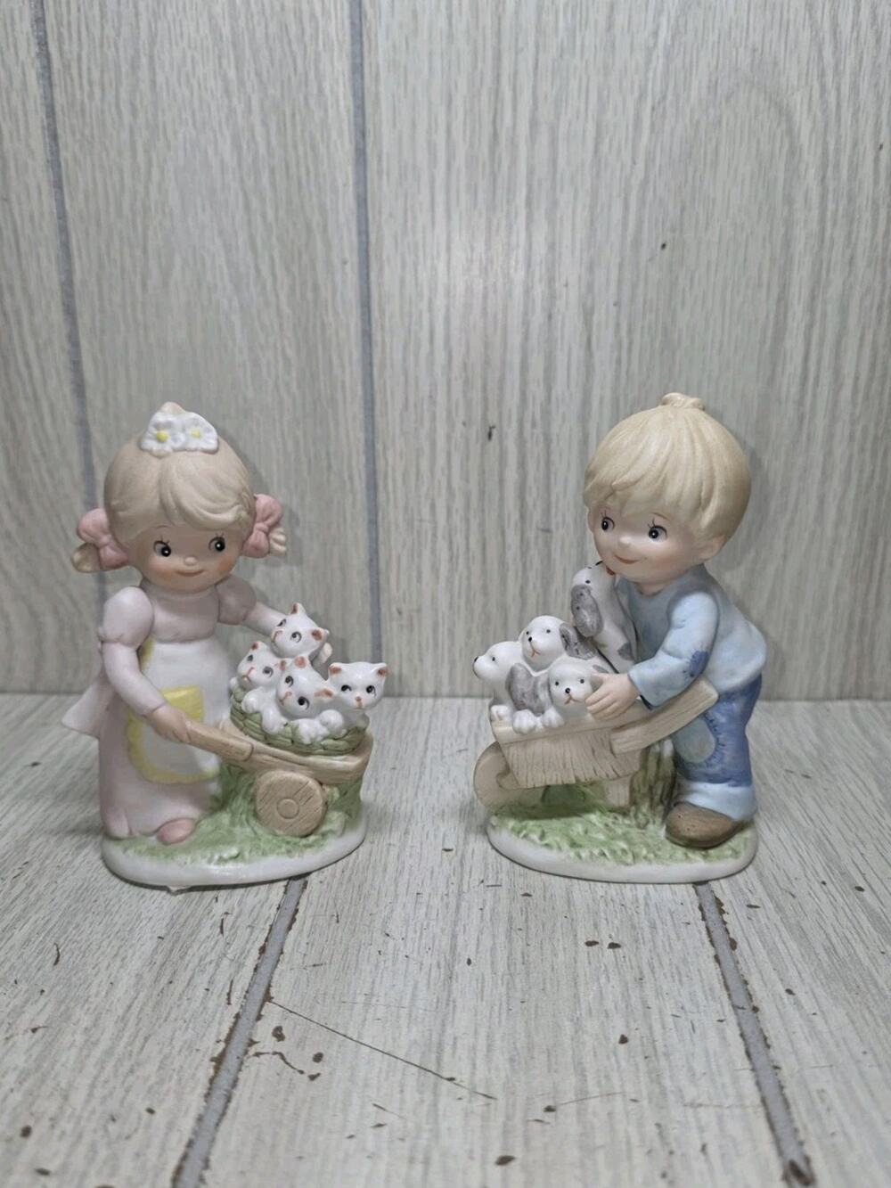 Vintage Homco Figurines Girl W/Kittens & Boy W/Puppies #1402 Farmhouse Kitschy
